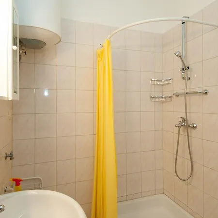 Apartment Minach